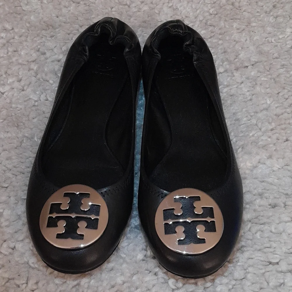 TORY BURCH CLASSIC REVA Leather Flats Size 9